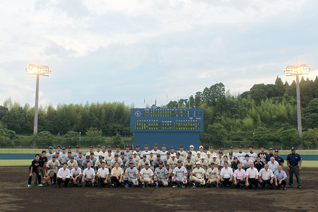 参加選手全員での集合写真