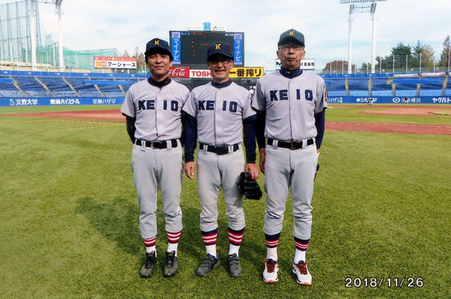 投打に活躍した門馬弘幸、小錦重雄、國岡久資の三選手（左から）