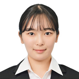 副務　田村　早絵